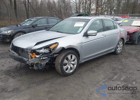 2008 Honda Accord 2.4 Ex-L z USA, uszkodzony, nr VIN 1HGCP26848A104600